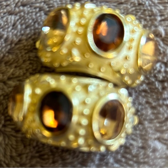 Glam, Fancy Gold and Amber Earrings - Picture 3 of 3